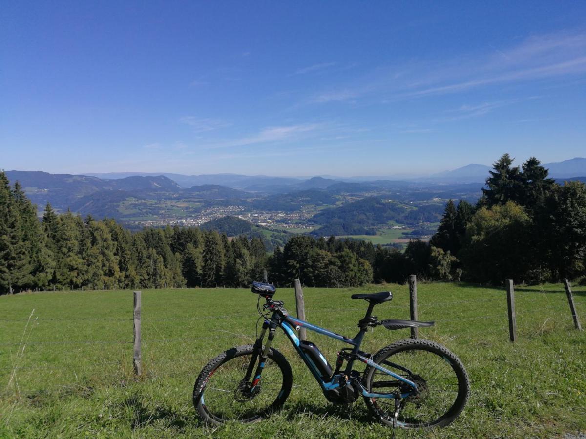 Fewo Strauss Ossiach Bagian luar foto